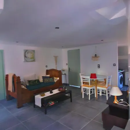 Maison De Charme Avec Terrasse Hauteurs D Ota Hébergement de vacances *