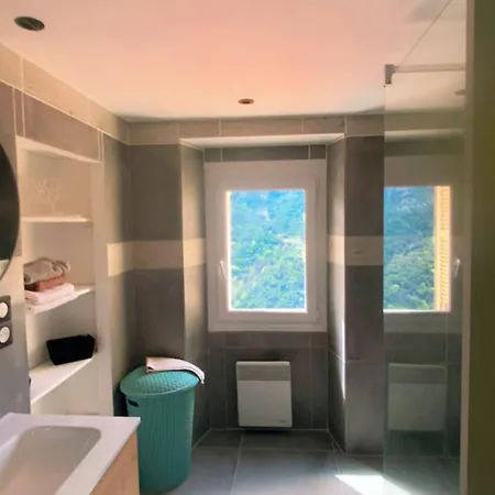 Maison De Charme Avec Terrasse Hauteurs D Ota Hébergement de vacances